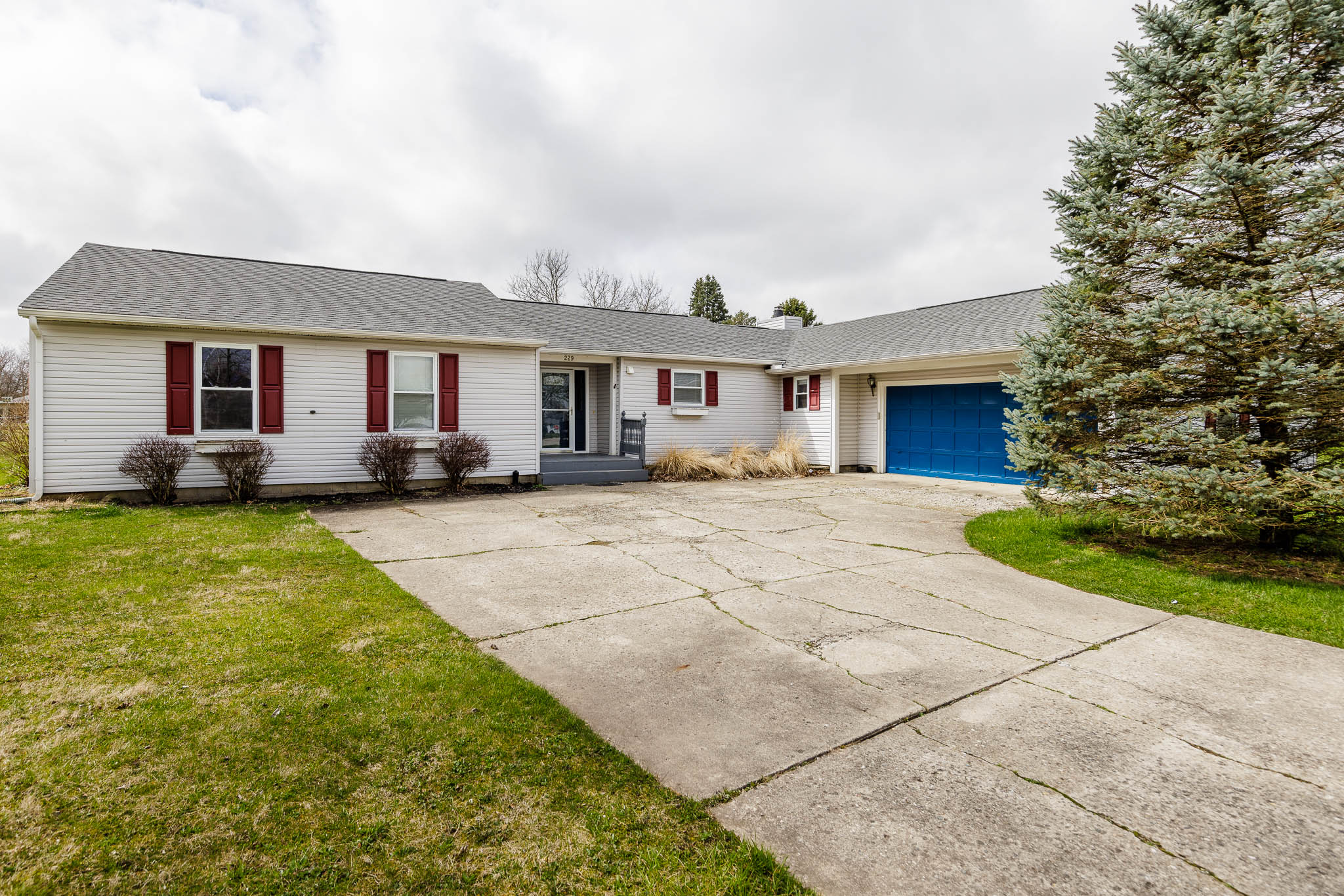 229 Topaz Lane